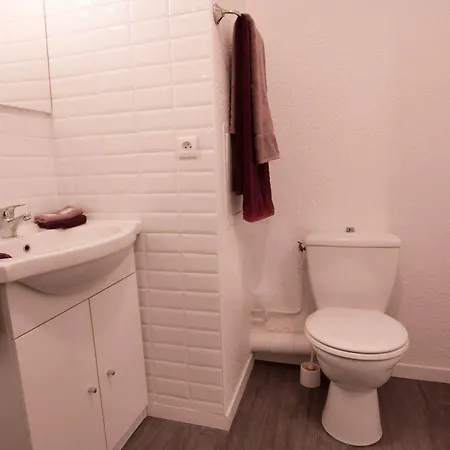 Pythagore Grande Arche Aparthotel *